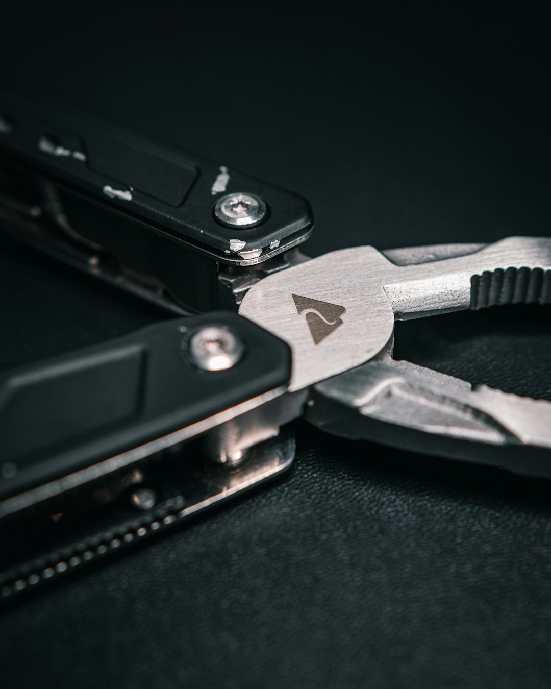 Leatherman vs. Victorinox: Choosing the Best EDC Multi-Tool for Responsible Gun Owners